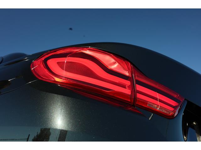 Ｍ４ Ｍ４カブリオレ　コンペティション　１オーナー　電動ハードトップ　アダプティブＬＥＤ　ホワイトメリノレザー　シートヒーター　２０ＡＷ　Ｍコンパウンドブレーキ　ｈａｒｍａｎ／ｋａｄｏｎ　ヘッドアップディスプレイ　カーボンインテリアトリム（42枚目）