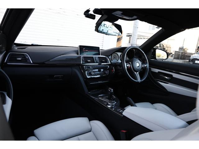 Ｍ４ Ｍ４カブリオレ　コンペティション　１オーナー　電動ハードトップ　アダプティブＬＥＤ　ホワイトメリノレザー　シートヒーター　２０ＡＷ　Ｍコンパウンドブレーキ　ｈａｒｍａｎ／ｋａｄｏｎ　ヘッドアップディスプレイ　カーボンインテリアトリム（58枚目）