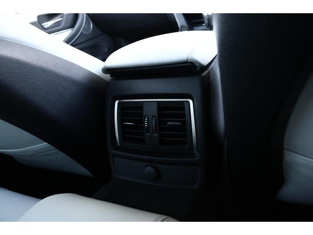 Ｍ４ Ｍ４カブリオレ　コンペティション　１オーナー　電動ハードトップ　アダプティブＬＥＤ　ホワイトメリノレザー　シートヒーター　２０ＡＷ　Ｍコンパウンドブレーキ　ｈａｒｍａｎ／ｋａｄｏｎ　ヘッドアップディスプレイ　カーボンインテリアトリム（76枚目）