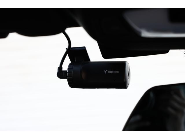 Ｍ４ Ｍ４カブリオレ　コンペティション　１オーナー　電動ハードトップ　アダプティブＬＥＤ　ホワイトメリノレザー　シートヒーター　２０ＡＷ　Ｍコンパウンドブレーキ　ｈａｒｍａｎ／ｋａｄｏｎ　ヘッドアップディスプレイ　カーボンインテリアトリム（77枚目）