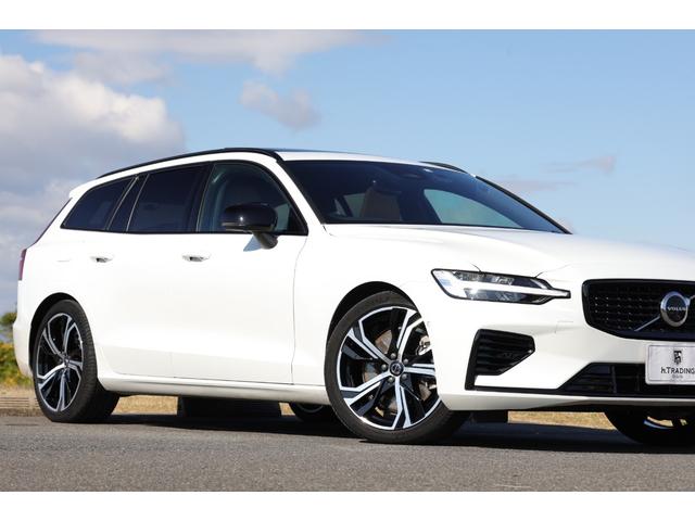 V60 リチャジアルティメットT6AWDプラグインハイブリド 新車保証 Googleナビ パノラマサンルーフ マッサージ機能付きファインナッパレザー ベンチレーター harman/kardon オレフォス社製シフトノブ 19AW HUD ACC 電動テールゲート(18枚目)