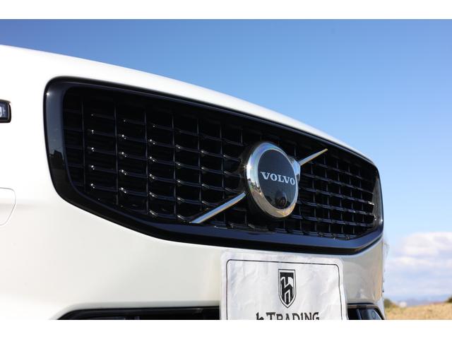 V60 リチャジアルティメットT6AWDプラグインハイブリド 新車保証 Googleナビ パノラマサンルーフ マッサージ機能付きファインナッパレザー ベンチレーター harman/kardon オレフォス社製シフトノブ 19AW HUD ACC 電動テールゲート(21枚目)