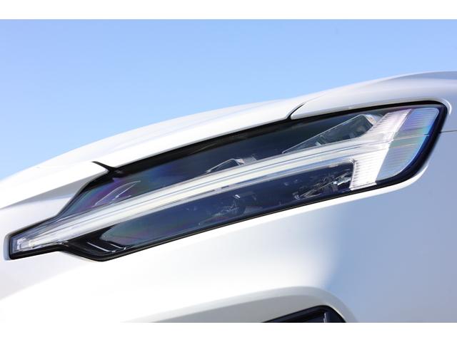 V60 リチャジアルティメットT6AWDプラグインハイブリド 新車保証 Googleナビ パノラマサンルーフ マッサージ機能付きファインナッパレザー ベンチレーター harman/kardon オレフォス社製シフトノブ 19AW HUD ACC 電動テールゲート(27枚目)