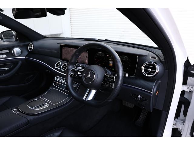 Ｅクラスステーションワゴン Ｅ２００　ステーションワゴン　スポーツ　後期　エクスクルーシブ　ＡＭＧラインインテリアＰＫＧ　ＭＨＥＶ　マルチビームＬＥＤ　ブラックナッパレザー　パノラマサンルーフ　ＭＢＵＸ　ＡＲナビ　３６０°カメラ　Ｂｕｒｍｅｓｔｅｒ　電動テールゲート（3枚目）