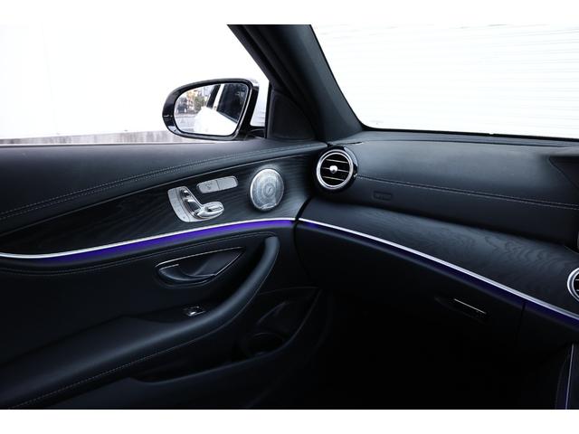 Ｅクラスステーションワゴン Ｅ２００　ステーションワゴン　スポーツ　後期　エクスクルーシブ　ＡＭＧラインインテリアＰＫＧ　ＭＨＥＶ　マルチビームＬＥＤ　ブラックナッパレザー　パノラマサンルーフ　ＭＢＵＸ　ＡＲナビ　３６０°カメラ　Ｂｕｒｍｅｓｔｅｒ　電動テールゲート（78枚目）