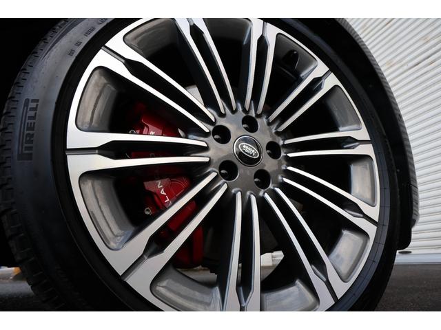 レンジローバースポーツ オートバイオグラフィー　Ｐ５５０ｅ　新車保証　ＰＨＥＶ　ディプロイアブルサイドステップ　２３インチ”スタイル１０７５”　レッドキャリパー　２２ｗａｙパフォーレイテッドセミアニリンレザー　マッサージ、ベンチレーター機能付　Ｍｅｒｉｄｉａｎ（9枚目）