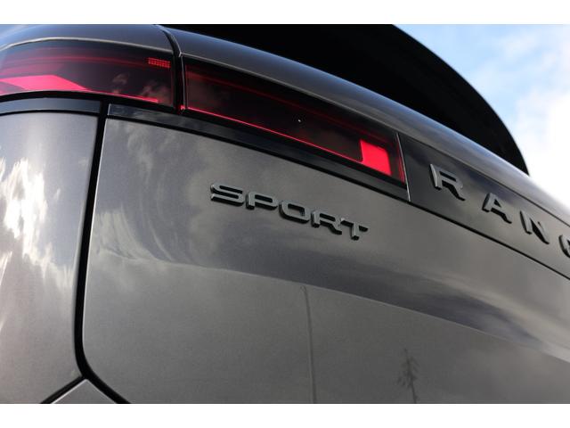 レンジローバースポーツ オートバイオグラフィー　Ｐ５５０ｅ　新車保証　ＰＨＥＶ　ディプロイアブルサイドステップ　２３インチ”スタイル１０７５”　レッドキャリパー　２２ｗａｙパフォーレイテッドセミアニリンレザー　マッサージ、ベンチレーター機能付　Ｍｅｒｉｄｉａｎ（35枚目）