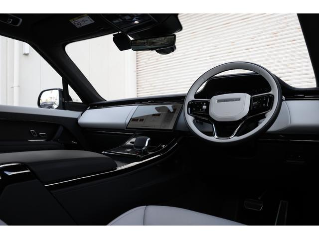 レンジローバースポーツ オートバイオグラフィー　Ｐ５５０ｅ　新車保証　ＰＨＥＶ　ディプロイアブルサイドステップ　２３インチ”スタイル１０７５”　レッドキャリパー　２２ｗａｙパフォーレイテッドセミアニリンレザー　マッサージ、ベンチレーター機能付　Ｍｅｒｉｄｉａｎ（56枚目）