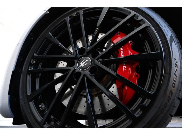 グランカブリオ トロフェオ 新車保証 テックアシスタンスP スポーツデザインP Sonus faberプレミアムオーディオ ネロ/ロッソインテリア ソフトトップ/グラナータ ペガソ鍛造20/21AW レッドキャリパー HUD(9枚目)