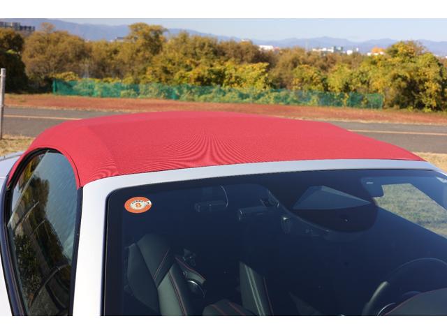 グランカブリオ トロフェオ 新車保証 テックアシスタンスP スポーツデザインP Sonus faberプレミアムオーディオ ネロ/ロッソインテリア ソフトトップ/グラナータ ペガソ鍛造20/21AW レッドキャリパー HUD(10枚目)