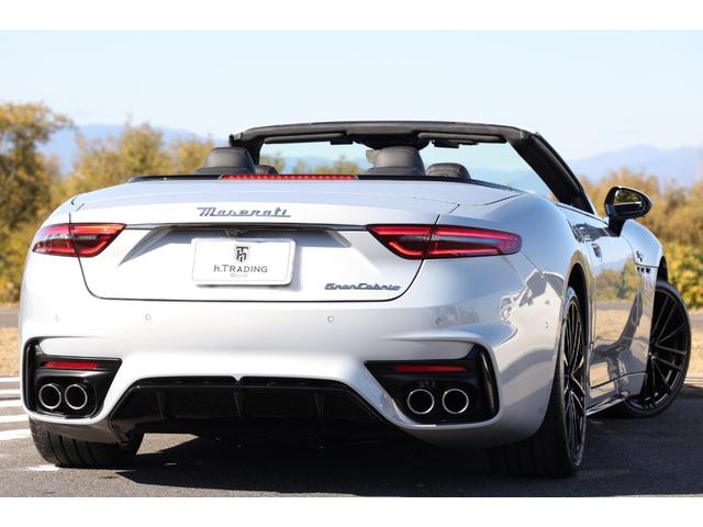 グランカブリオ トロフェオ 新車保証 テックアシスタンスP スポーツデザインP Sonus faberプレミアムオーディオ ネロ/ロッソインテリア ソフトトップ/グラナータ ペガソ鍛造20/21AW レッドキャリパー HUD(32枚目)