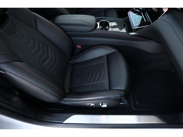 グランカブリオ トロフェオ 新車保証 テックアシスタンスP スポーツデザインP Sonus faberプレミアムオーディオ ネロ/ロッソインテリア ソフトトップ/グラナータ ペガソ鍛造20/21AW レッドキャリパー HUD(53枚目)