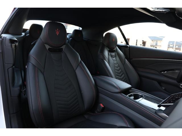 グランカブリオ トロフェオ 新車保証 テックアシスタンスP スポーツデザインP Sonus faberプレミアムオーディオ ネロ/ロッソインテリア ソフトトップ/グラナータ ペガソ鍛造20/21AW レッドキャリパー HUD(54枚目)