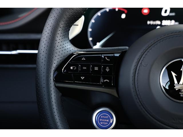 グランカブリオ トロフェオ 新車保証 テックアシスタンスP スポーツデザインP Sonus faberプレミアムオーディオ ネロ/ロッソインテリア ソフトトップ/グラナータ ペガソ鍛造20/21AW レッドキャリパー HUD(60枚目)