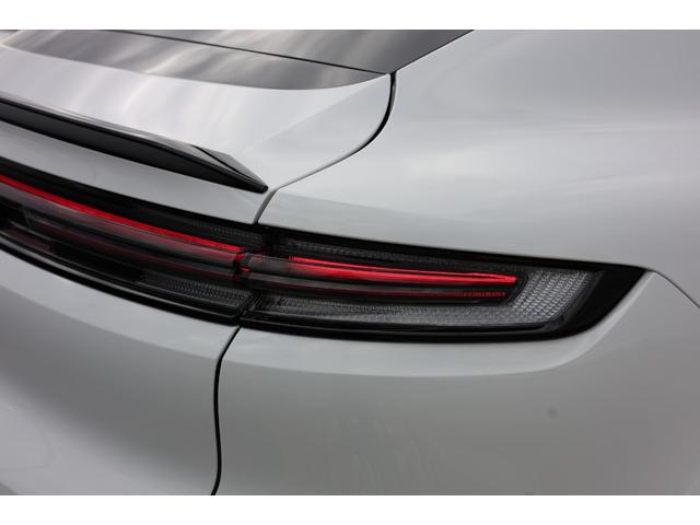 カイエンクーペ カイエンGTS クーペ 1オーナー 新車保証 GTSインテリアPKG(カーマインレッド) PDCC パッセンジャーディスプレイ Exclusive Design22AW 4ゾーンAC ソフトクローズドドア 電動テールゲート(36枚目)