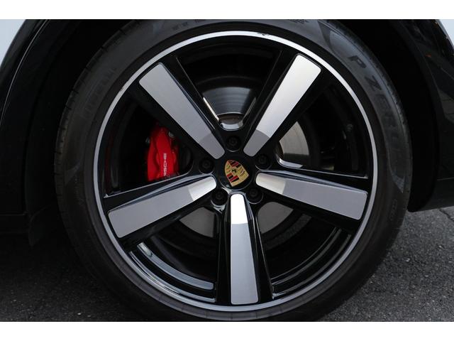 カイエンクーペ カイエンGTS クーペ 1オーナー 新車保証 GTSインテリアPKG(カーマインレッド) PDCC パッセンジャーディスプレイ Exclusive Design22AW 4ゾーンAC ソフトクローズドドア 電動テールゲート(51枚目)