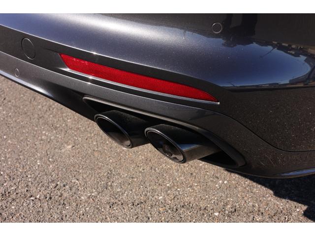 パナメーラ ４　エグゼクティブ　法人１オーナー　ロングボディ　４人乗り　スポーツデザインパッケージ　スポーツエグゾースト　パノラマサンルーフ　４ゾーンエアコン　ソフトクローズドドア　マトリクスＬＥＤヘッドＰＤＬＳ　地デジチューナー（15枚目）