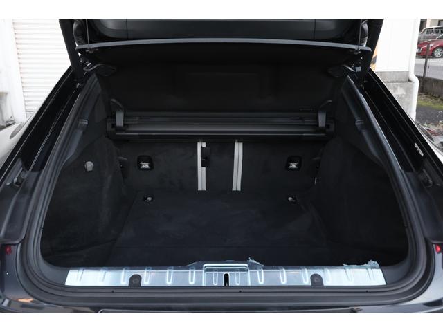 パナメーラ ４　エグゼクティブ　法人１オーナー　ロングボディ　４人乗り　スポーツデザインパッケージ　スポーツエグゾースト　パノラマサンルーフ　４ゾーンエアコン　ソフトクローズドドア　マトリクスＬＥＤヘッドＰＤＬＳ　地デジチューナー（56枚目）