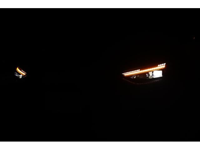 Ｓ５アバント ベースグレード　新車保証　ラグジュアリーＰＫＧ　ライティングＰＫＧ　ブラックスタイリングＰＫＧ　５ツインスポーク２０ＡＷ　レッドキャリパー　スマートパノラマＳＲ　Ｂ＆Ｏ　マッサージ機能付ナッパレザー　ベンチレーター（7枚目）