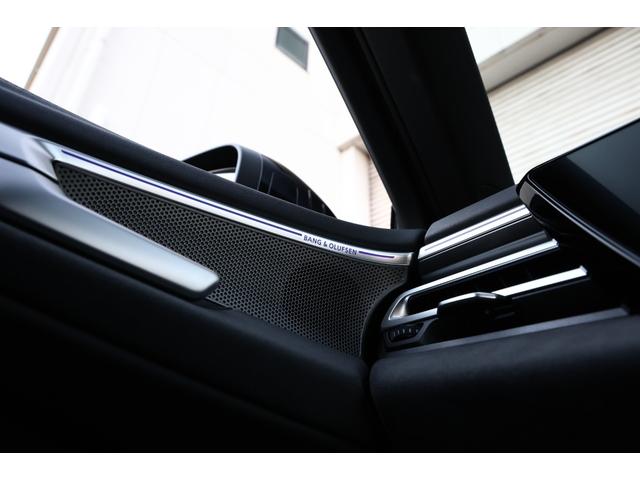 Ｓ５アバント ベースグレード　新車保証　ラグジュアリーＰＫＧ　ライティングＰＫＧ　ブラックスタイリングＰＫＧ　５ツインスポーク２０ＡＷ　レッドキャリパー　スマートパノラマＳＲ　Ｂ＆Ｏ　マッサージ機能付ナッパレザー　ベンチレーター（18枚目）