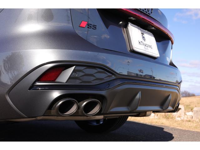 Ｓ５アバント ベースグレード　新車保証　ラグジュアリーＰＫＧ　ライティングＰＫＧ　ブラックスタイリングＰＫＧ　５ツインスポーク２０ＡＷ　レッドキャリパー　スマートパノラマＳＲ　Ｂ＆Ｏ　マッサージ機能付ナッパレザー　ベンチレーター（40枚目）