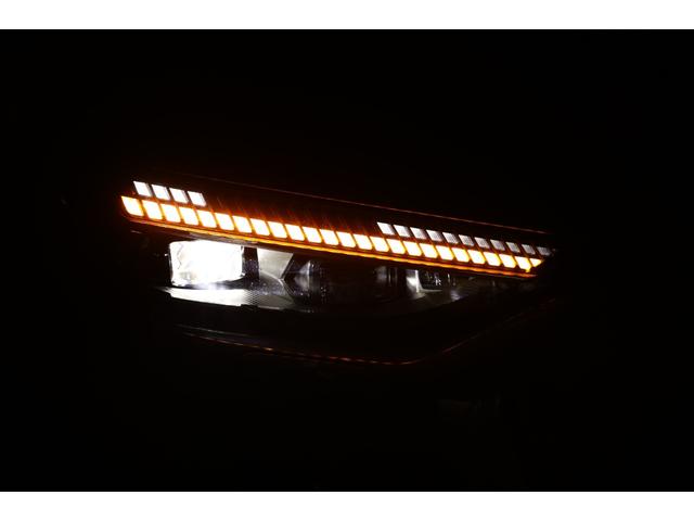 Ｓ５アバント ベースグレード　新車保証　ラグジュアリーＰＫＧ　ライティングＰＫＧ　ブラックスタイリングＰＫＧ　５ツインスポーク２０ＡＷ　レッドキャリパー　スマートパノラマＳＲ　Ｂ＆Ｏ　マッサージ機能付ナッパレザー　ベンチレーター（78枚目）