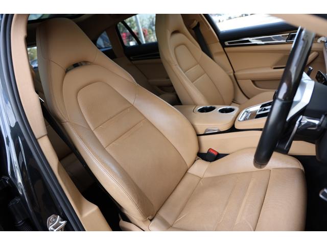 パナメーラ ４　Ｅ－ハイブリッド　スポーツツーリスモ　スポーツクロノパッケージ　バルダオインテリアパッケージ　Ｂｕｒｍｅｓｔｅｒハイエンドオーディオ　パノラマサンルーフ　エクスクルーシブデザイン２１ＡＷ　マトリクスＬＥＤヘッド　ソフトクローズドドア（11枚目）