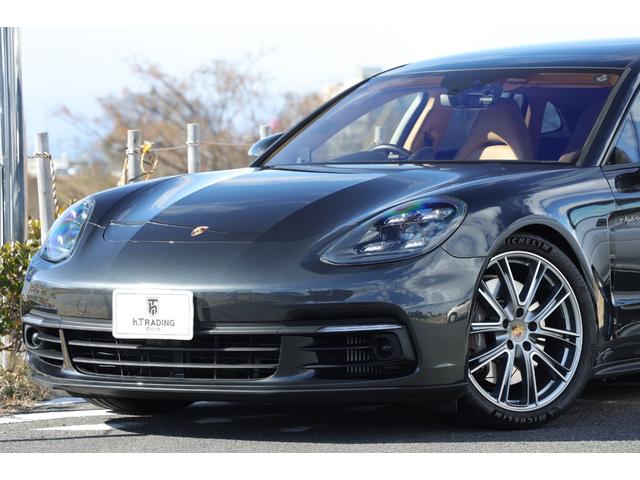 パナメーラ ４　Ｅ－ハイブリッド　スポーツツーリスモ　スポーツクロノパッケージ　バルダオインテリアパッケージ　Ｂｕｒｍｅｓｔｅｒハイエンドオーディオ　パノラマサンルーフ　エクスクルーシブデザイン２１ＡＷ　マトリクスＬＥＤヘッド　ソフトクローズドドア（18枚目）