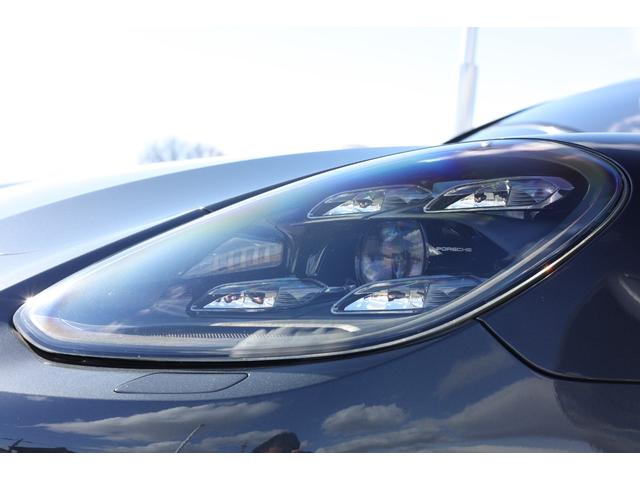 パナメーラ ４　Ｅ－ハイブリッド　スポーツツーリスモ　スポーツクロノパッケージ　バルダオインテリアパッケージ　Ｂｕｒｍｅｓｔｅｒハイエンドオーディオ　パノラマサンルーフ　エクスクルーシブデザイン２１ＡＷ　マトリクスＬＥＤヘッド　ソフトクローズドドア（28枚目）