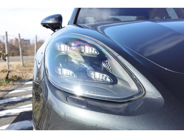 パナメーラ ４　Ｅ－ハイブリッド　スポーツツーリスモ　スポーツクロノパッケージ　バルダオインテリアパッケージ　Ｂｕｒｍｅｓｔｅｒハイエンドオーディオ　パノラマサンルーフ　エクスクルーシブデザイン２１ＡＷ　マトリクスＬＥＤヘッド　ソフトクローズドドア（31枚目）