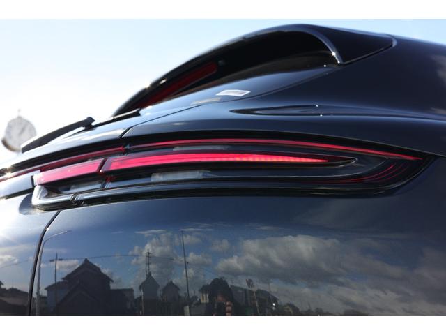 パナメーラ ４　Ｅ－ハイブリッド　スポーツツーリスモ　スポーツクロノパッケージ　バルダオインテリアパッケージ　Ｂｕｒｍｅｓｔｅｒハイエンドオーディオ　パノラマサンルーフ　エクスクルーシブデザイン２１ＡＷ　マトリクスＬＥＤヘッド　ソフトクローズドドア（35枚目）