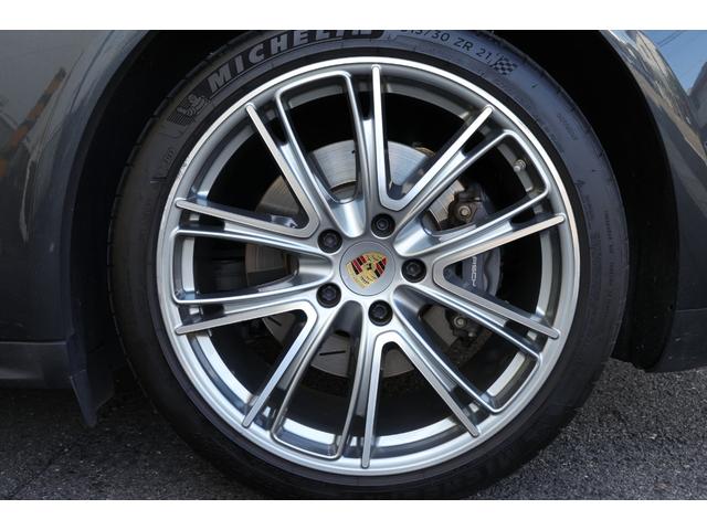 パナメーラ ４　Ｅ－ハイブリッド　スポーツツーリスモ　スポーツクロノパッケージ　バルダオインテリアパッケージ　Ｂｕｒｍｅｓｔｅｒハイエンドオーディオ　パノラマサンルーフ　エクスクルーシブデザイン２１ＡＷ　マトリクスＬＥＤヘッド　ソフトクローズドドア（51枚目）