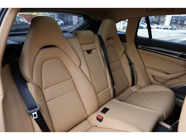 パナメーラ ４　Ｅ－ハイブリッド　スポーツツーリスモ　スポーツクロノパッケージ　バルダオインテリアパッケージ　Ｂｕｒｍｅｓｔｅｒハイエンドオーディオ　パノラマサンルーフ　エクスクルーシブデザイン２１ＡＷ　マトリクスＬＥＤヘッド　ソフトクローズドドア（55枚目）