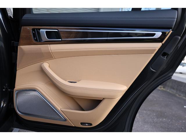 パナメーラ ４　Ｅ－ハイブリッド　スポーツツーリスモ　スポーツクロノパッケージ　バルダオインテリアパッケージ　Ｂｕｒｍｅｓｔｅｒハイエンドオーディオ　パノラマサンルーフ　エクスクルーシブデザイン２１ＡＷ　マトリクスＬＥＤヘッド　ソフトクローズドドア（57枚目）