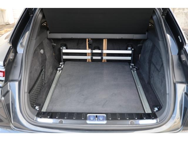 パナメーラ ４　Ｅ－ハイブリッド　スポーツツーリスモ　スポーツクロノパッケージ　バルダオインテリアパッケージ　Ｂｕｒｍｅｓｔｅｒハイエンドオーディオ　パノラマサンルーフ　エクスクルーシブデザイン２１ＡＷ　マトリクスＬＥＤヘッド　ソフトクローズドドア（58枚目）