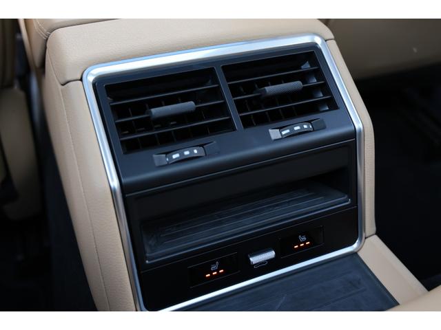 パナメーラ ４　Ｅ－ハイブリッド　スポーツツーリスモ　スポーツクロノパッケージ　バルダオインテリアパッケージ　Ｂｕｒｍｅｓｔｅｒハイエンドオーディオ　パノラマサンルーフ　エクスクルーシブデザイン２１ＡＷ　マトリクスＬＥＤヘッド　ソフトクローズドドア（62枚目）