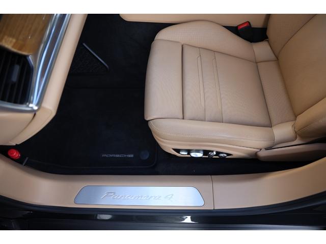 パナメーラ ４　Ｅ－ハイブリッド　スポーツツーリスモ　スポーツクロノパッケージ　バルダオインテリアパッケージ　Ｂｕｒｍｅｓｔｅｒハイエンドオーディオ　パノラマサンルーフ　エクスクルーシブデザイン２１ＡＷ　マトリクスＬＥＤヘッド　ソフトクローズドドア（65枚目）