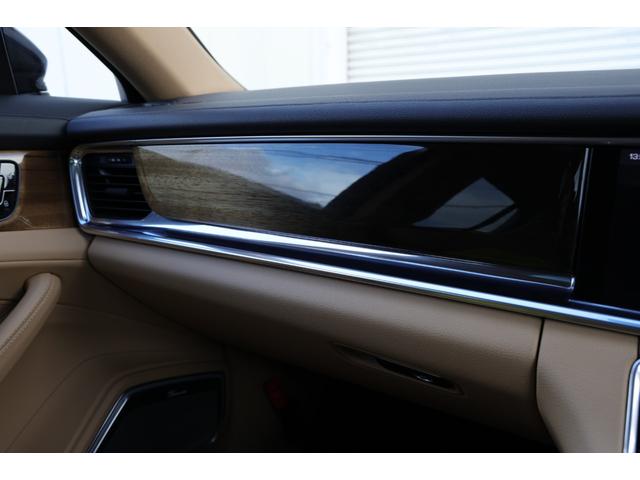 パナメーラ ４　Ｅ－ハイブリッド　スポーツツーリスモ　スポーツクロノパッケージ　バルダオインテリアパッケージ　Ｂｕｒｍｅｓｔｅｒハイエンドオーディオ　パノラマサンルーフ　エクスクルーシブデザイン２１ＡＷ　マトリクスＬＥＤヘッド　ソフトクローズドドア（75枚目）