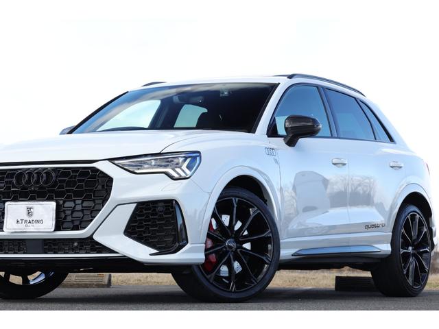ＲＳ Ｑ３ ベースグレード　ＲＳデザインパッケージレッド　ブラックＡｕｄｉ　ｒｉｎｇｓ＆ブラックスタイリングパッケージ　パノラマＳＲ　２１ＡＷ　ダンピングコントロールサス　Ｂａｎｇ＆Ｏｌｕｆｓｅｎ　ＲＳスポエグ　電動テールゲート（29枚目）