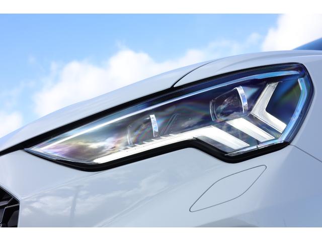 ＲＳ Ｑ３ ベースグレード　ＲＳデザインパッケージレッド　ブラックＡｕｄｉ　ｒｉｎｇｓ＆ブラックスタイリングパッケージ　パノラマＳＲ　２１ＡＷ　ダンピングコントロールサス　Ｂａｎｇ＆Ｏｌｕｆｓｅｎ　ＲＳスポエグ　電動テールゲート（30枚目）