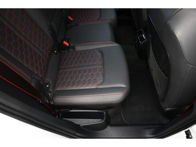 ＲＳ Ｑ３ ベースグレード　ＲＳデザインパッケージレッド　ブラックＡｕｄｉ　ｒｉｎｇｓ＆ブラックスタイリングパッケージ　パノラマＳＲ　２１ＡＷ　ダンピングコントロールサス　Ｂａｎｇ＆Ｏｌｕｆｓｅｎ　ＲＳスポエグ　電動テールゲート（51枚目）