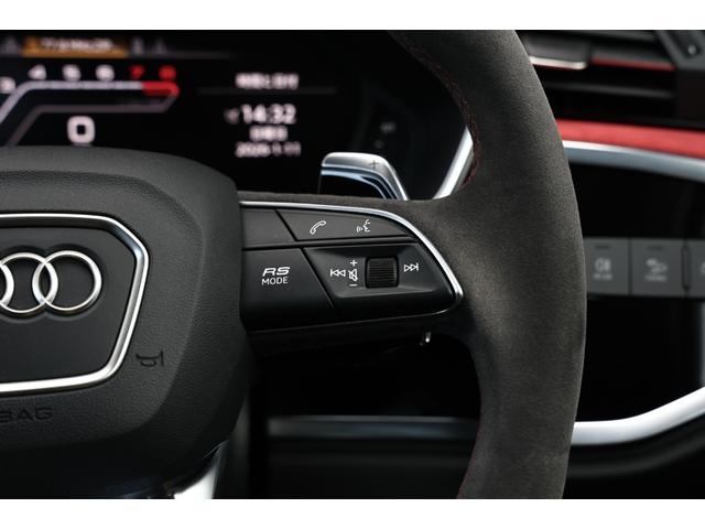 ＲＳ Ｑ３ ベースグレード　ＲＳデザインパッケージレッド　ブラックＡｕｄｉ　ｒｉｎｇｓ＆ブラックスタイリングパッケージ　パノラマＳＲ　２１ＡＷ　ダンピングコントロールサス　Ｂａｎｇ＆Ｏｌｕｆｓｅｎ　ＲＳスポエグ　電動テールゲート（62枚目）