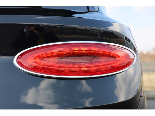 �u�R���`�l���^���f�s�v�̗�������ރf�U�C���̂R�c�e�[�������v