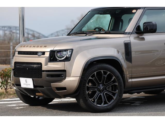 ディフェンダー オクタ　１オーナー　新車保証　６Ｄダイナミックサス　ボディ＆ソウルシート　ＯＰ２２ＡＷ　ディプロイアブルサイドステップ　セミアニリンレザー　パノラマサンルーフ　Ｍｅｒｉｄｉａｎ　急速クーラーボックス　ＨＵＤ（22枚目）