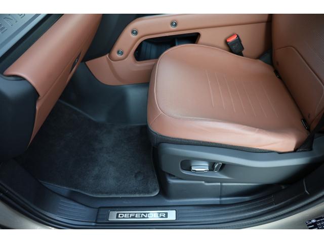 ディフェンダー オクタ　１オーナー　新車保証　６Ｄダイナミックサス　ボディ＆ソウルシート　ＯＰ２２ＡＷ　ディプロイアブルサイドステップ　セミアニリンレザー　パノラマサンルーフ　Ｍｅｒｉｄｉａｎ　急速クーラーボックス　ＨＵＤ（55枚目）