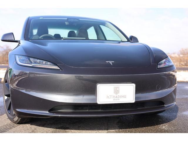 モデル３ ロングレンジ　ＡＷＤ　後期　新車保証　エンハンストオートパイロット　プレミアムオーディオ　アンビエントライト　パノラマルーフ　１５．４インチ高精細ディスプレイ　黒革　ベンチレーター　８インチ後席タッチスクリーン（32枚目）