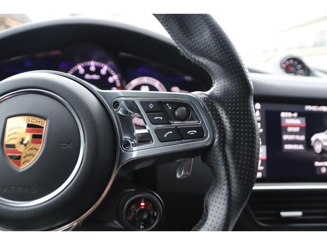 ターボ 新車延長保証 1オーナー スポーツクロノ カーボンインテリアPKG スポーツエグゾースト LEDマトリクスLED パノラマサンルーフ アンビエントライト 社外地デジ マンソリーフロアマット 21AW(42枚目)