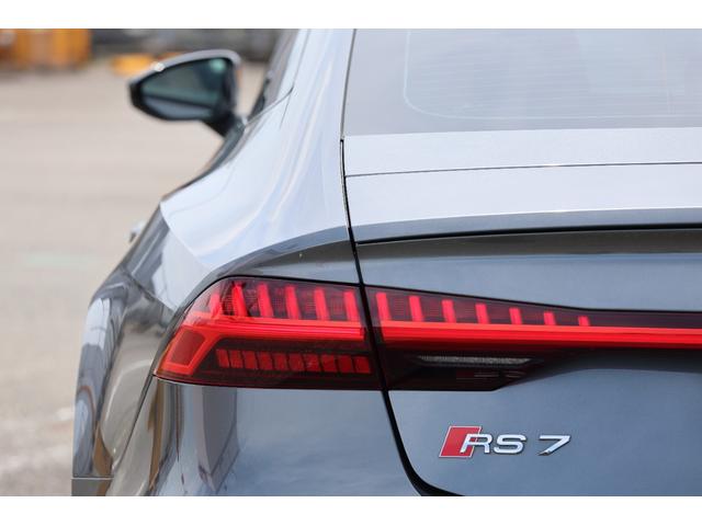 アウディ ＲＳ７スポーツバック