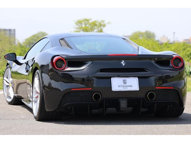 ４８８ＧＴＢ ベースグレード　７ＤＣＴ　パドルシフト　ロッソフェラーリインテリア　フル電動シート　イエローレヴカウンター　カーボンセラミックブレーキ　鍛造２０ＡＷ　純正ナビ　Ｂカメラ　Ｂｌｕｅｔｏｏｔｈ対応　カーボンエンジンカバー（35枚目）