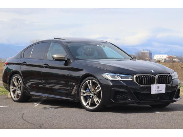 ５シリーズ Ｍ５５０ｉ　ｘＤｒｉｖｅ　レーザーライト　Ｂｏｗｅｒｓ＆Ｗｉｌｋｉｎｓダイヤモンドサウンド　サンルーフ　２０ＡＷ　ダコタレザー　スポーツエグゾースト　ヘッドアップディスプレイ　アンビエントライト　ＡＣＣ　電動テールゲート（18枚目）